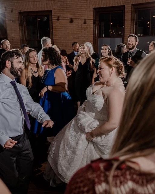 Springfield, Ma Area Wedding DJs